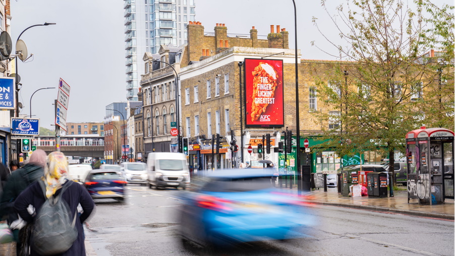 How effective is digital billboard advertising in London ?
